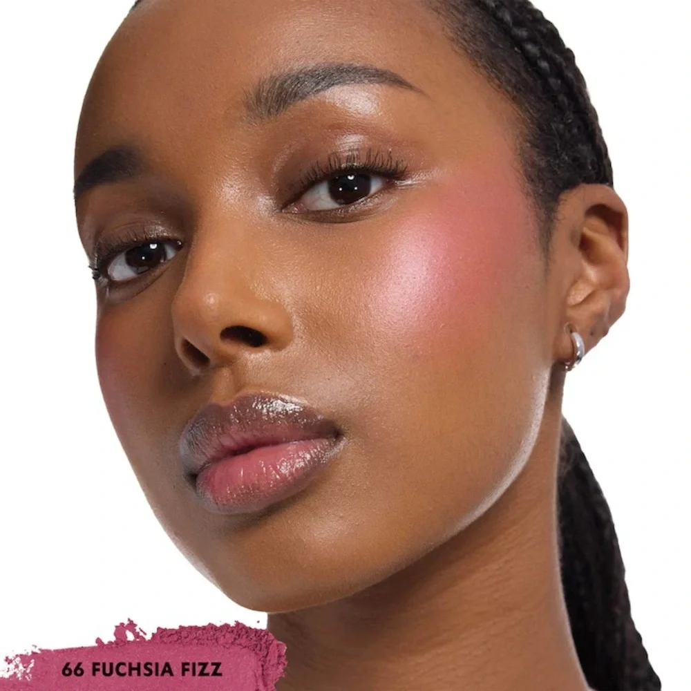 “66 Fuchsia Fizz”YSL-Make Me Blush 24H Buildable Powder Blush